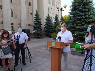 Міський голова Кропивницького пішов у партію дніпровського чиновника