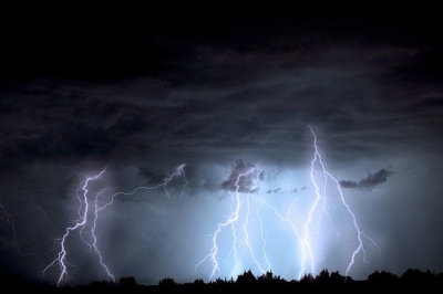 Гроза на Кіровоградщині: в області оголосили штормове попередження