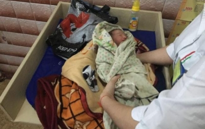 До лікарні у Кропивницькому підкинули замерзле немовля, поліція шукає матір дитини (ВІДЕО)