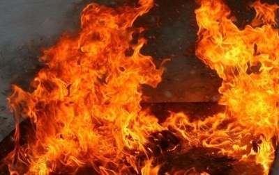З палаючого будинку на Кіровоградщині вдалося врятувати непритомного чоловіка (ФОТО)