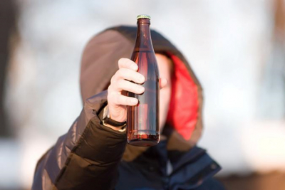 На Кіровоградщині семеро дітей розпивали алкоголь