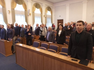 Ні продажу землі: Кіровоградська облрада звернулася до президента, уряду та Верховної Ради (ФОТО)