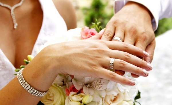 Парам з Кіровоградщини пропонують одружитися «на біс»