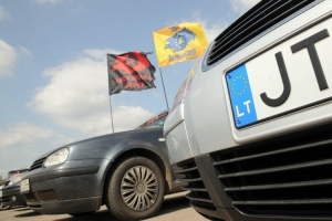На Кіровоградщині п’яного водія «зсадили» з «євробляхи» (ФОТО)
