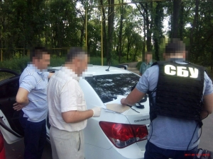 Правоохоронців на Кіровоградщині зловили на вимаганні хабара