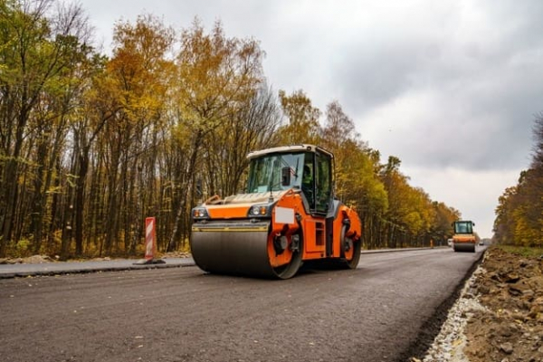 Підприємець привласнив майже 3 мільйони на ремонті дороги в одному з сіл Кіровоградщини
