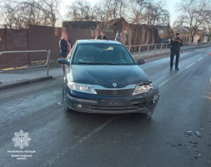 У Кропивницькому зіткнулись Renault та Mercedes-Benz