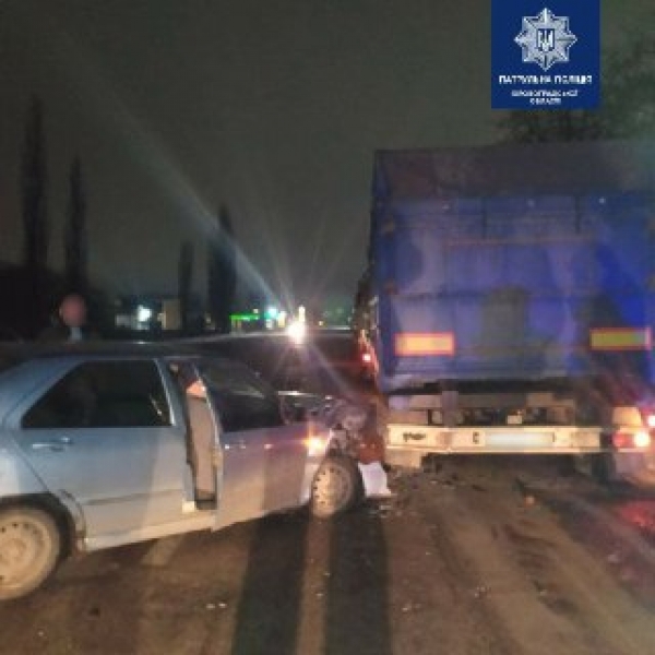 У Кропивницькому п&#039;яний водій протаранив вантажівку