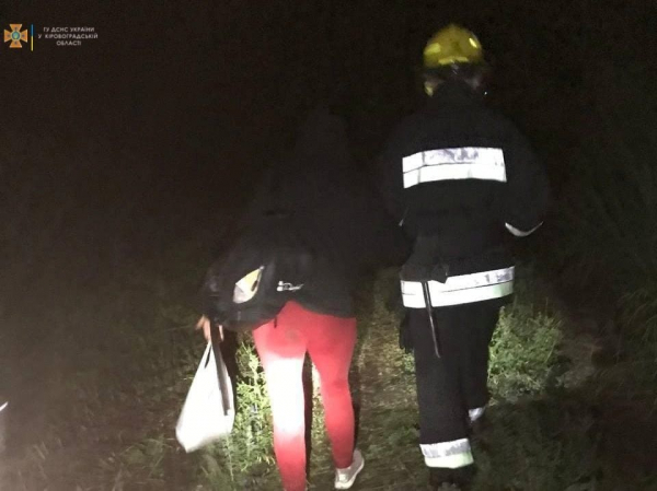 36-річна жителька Кіровоградщини заблукала в лісі уночі