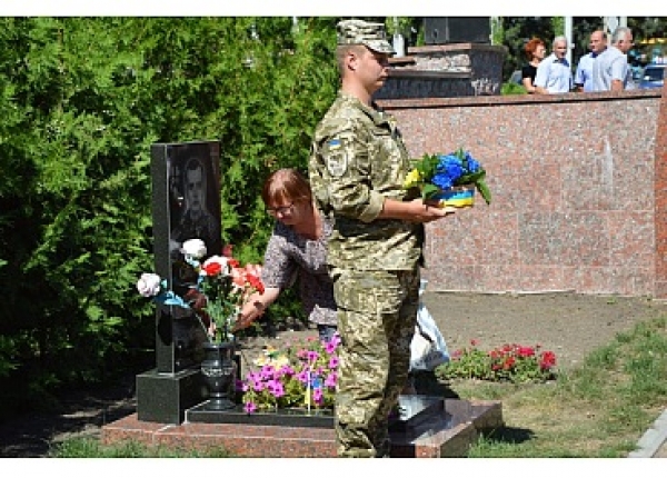 У Кропивницькому вшанували пам’ять воїнів, полеглих за свободу свого народу на Сході України