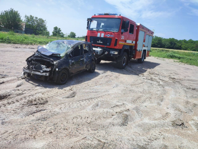 В ДТП на Кіровоградщині перекинувся легковик