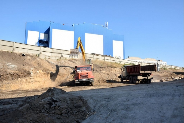Під час реконструкції Арки у Кропивницькому виникли непередбачені перешкоди (ФОТО)
