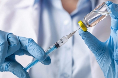 Скільки коштуватиме вакцина від COVID-19 для України