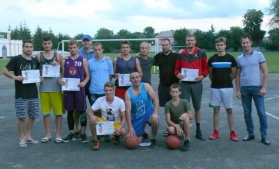 Під гаслом «За мир в Україні» на Кіровоградщині відбувся стрітбольний турнір