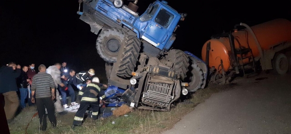 На Кіровоградщині зіткнулись трактори: водій у лікарні