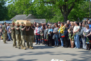 У Кропивницькому попрощались із п&#039;ятьома загиблими Захисниками