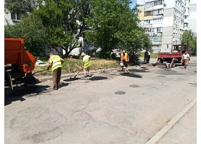 У Кропивницькому ямковий ремонт дороги обійшовся в 100 тисяч гривень