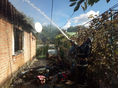 Менше ніж за годину, вдалося загастити пожежу у будинку на Кіровоградщині