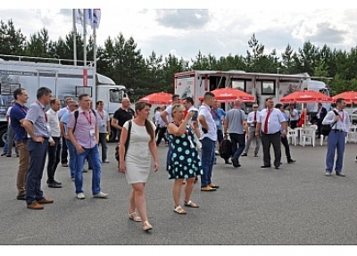 Делегація з Кропивницького побувала на Мінському автомобільному заводі. ФОТО
