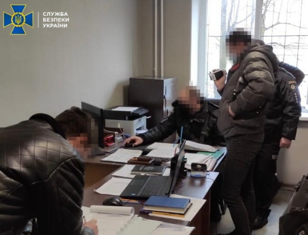 Кіровоградщина: СБУ викрила посадовців у продажу секретної інформації