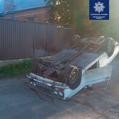 У Кропивницькому авто п&#039;яного водія перекинулось на дах